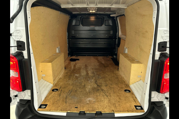 Opel Vivaro 2.0 145 pk L3H1 Edition Automaat Navigatie Cruise control Camera Airco Trekhaak
