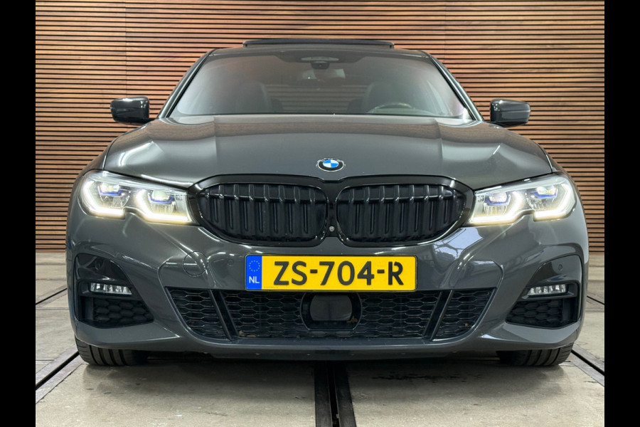 BMW 3-serie 330i High Executive Edition | M-Pakket | Pano | HUD | 360° Camera | 20' inch | Adaptive Cruise Control | Harman/Kardon