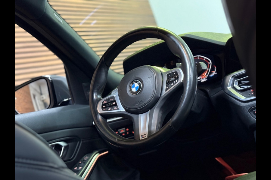 BMW 3-serie 330i High Executive Edition | M-Pakket | Pano | HUD | 360° Camera | 20' inch | Adaptive Cruise Control | Harman/Kardon