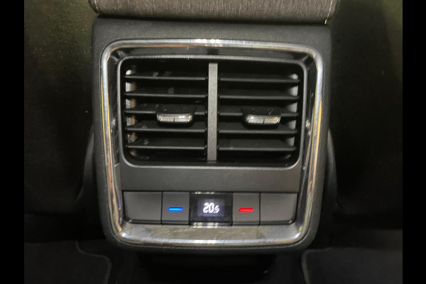 Škoda ENYAQ iV 60|ANDROID AUTO/APPLE CARPLAY|ACHTERUITRIJCAMERA|STOEL+STUURVERW.|NAVI|NL-AUTO|NAP|INCL.BTW|1e EIG.|