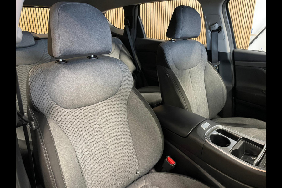 Hyundai Santa Fe 1.6 T-GDI HEV i-Motion|TREKH.|ACC|STOELVERW|CARPLAY|CAMERA|CLIMATE, CRUISE CTRL|LANE-ASSIST|NL-AUTO|NAP|INCL.BTW|