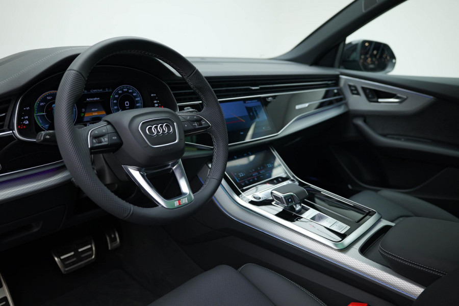 Audi Q8 60 TFSI e quattro Pro Line S Competition |Pano|RS-Zetels|HUD|4-Wielsturing|B&O|