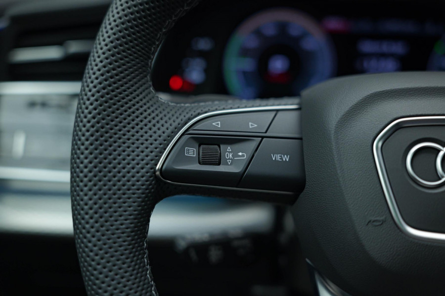 Audi Q8 60 TFSI e quattro Pro Line S Competition |Pano|RS-Zetels|HUD|4-Wielsturing|B&O|