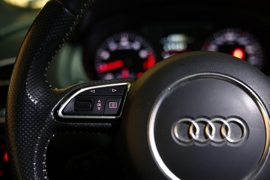 Audi Q3 1.4 TFSI CoD Sport S-Line AUT NAVI LEDER XENON CRUISE ECC '18