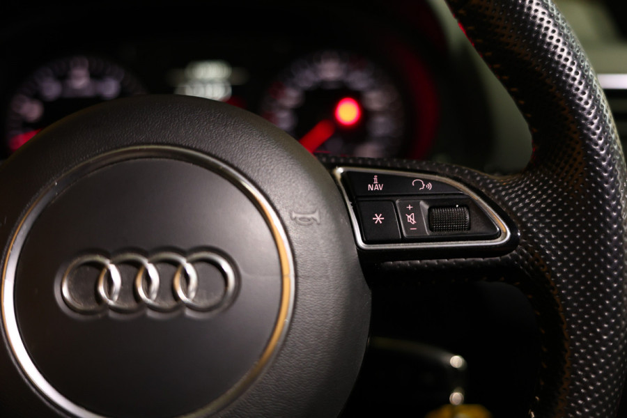 Audi Q3 1.4 TFSI CoD Sport S-Line AUT NAVI LEDER XENON CRUISE ECC '18