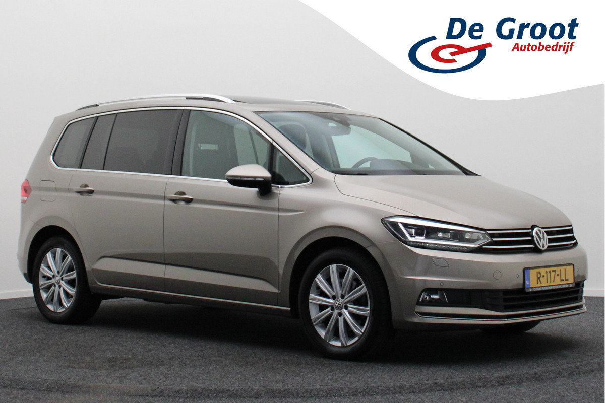Volkswagen Touran 1.4 TSI DSG Highline Business R Panoramadak, ACC, Camera, Navigatie, Bluetooth, LED, Trekhaak, 17''