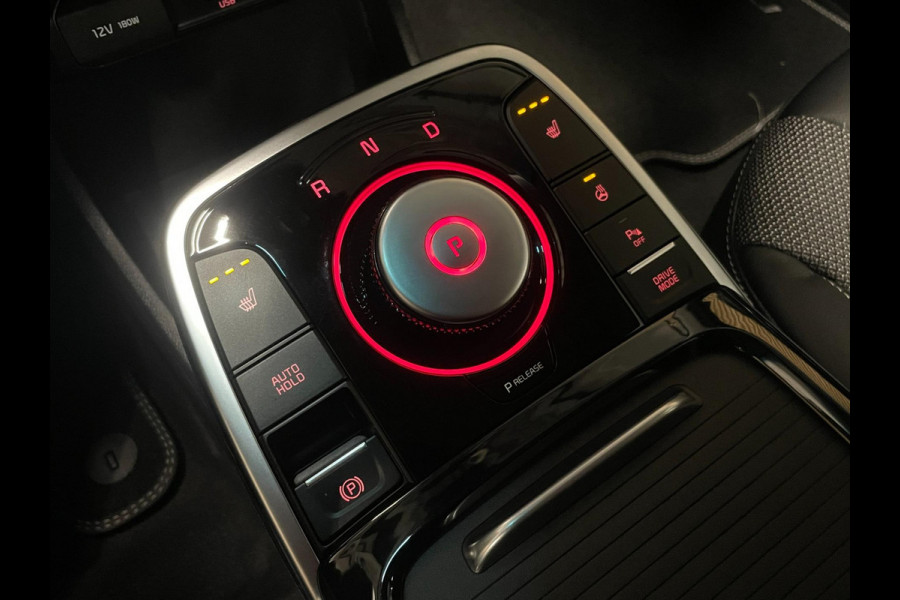 Kia e-Niro DynamicLine 64 kWh|100%SOH|NW LOGO|FACELIFT|3-FASE|LEDER|ACC|CARPLAY|CAMERA|STOEL+STUURVERW|IN. BTW|1e EIG|NL-AUTO|NAP|