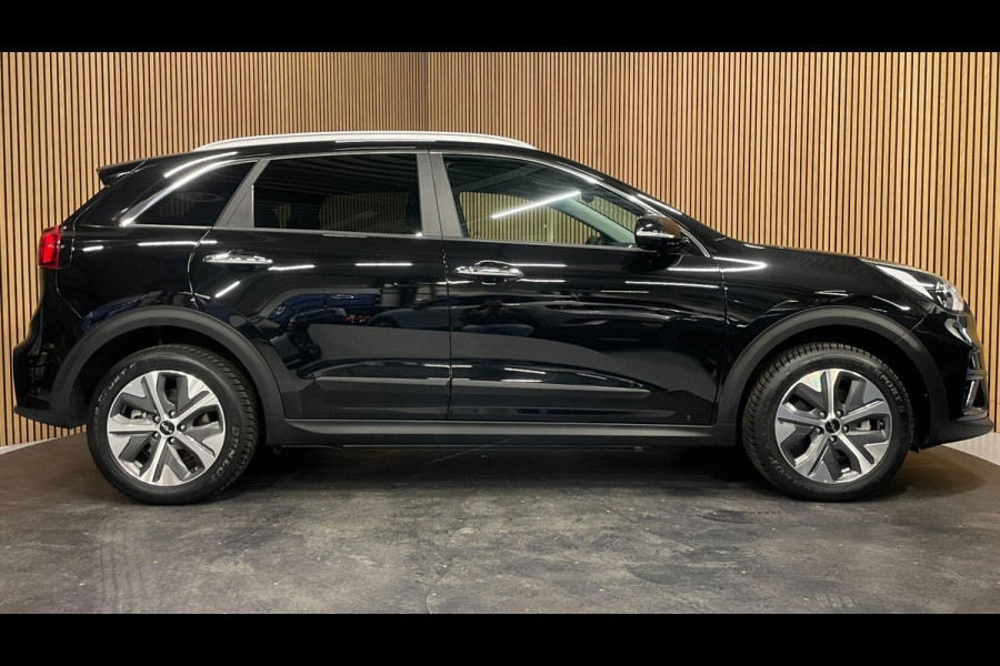 Kia e-Niro DynamicLine 64 kWh|100%SOH|NW LOGO|FACELIFT|3-FASE|LEDER|ACC|CARPLAY|CAMERA|STOEL+STUURVERW|IN. BTW|1e EIG|NL-AUTO|NAP|