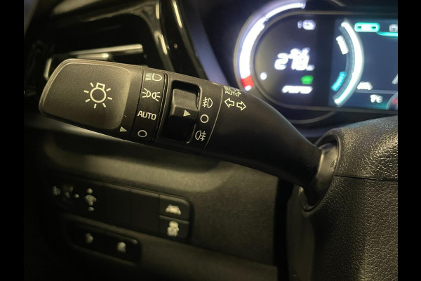 Kia e-Niro DynamicLine 64 kWh|100%SOH|NW LOGO|FACELIFT|3-FASE|LEDER|ACC|CARPLAY|CAMERA|STOEL+STUURVERW|IN. BTW|1e EIG|NL-AUTO|NAP|