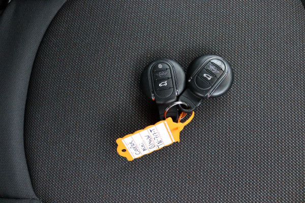 MINI Cooper 1.5 CHILI*A/C*CRUISE*NAVI*BLUETH.*I-DRIVE*ORIG NL*