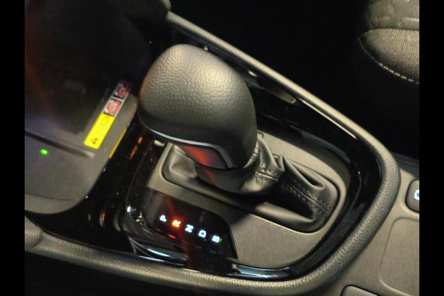 Toyota Yaris Cross 1.5 Hybrid 115 Dynamic AUTOMAAT uit 2025 Rijklaar + fabrieksgarantie tot 2030 Henk Jongen Auto's in Helmond,  al 50 jaar service zoals 't hoort!