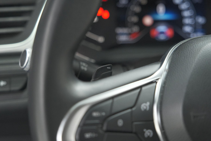 Renault Captur TCe 140 EDC Intens | Trekhaak | Camera | BOSE Audio | 9.3 Inch Groot Scherm