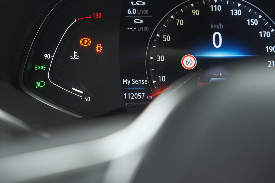 Renault Captur TCe 140 EDC Intens | Trekhaak | Camera | BOSE Audio | 9.3 Inch Groot Scherm