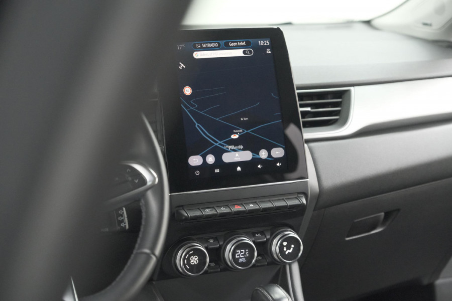 Renault Captur TCe 140 EDC Intens | Trekhaak | Camera | BOSE Audio | 9.3 Inch Groot Scherm