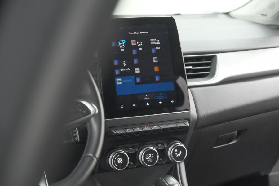 Renault Captur TCe 140 EDC Intens | Trekhaak | Camera | BOSE Audio | 9.3 Inch Groot Scherm