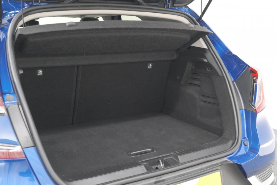 Renault Captur TCe 140 EDC Intens | Trekhaak | Camera | BOSE Audio | 9.3 Inch Groot Scherm
