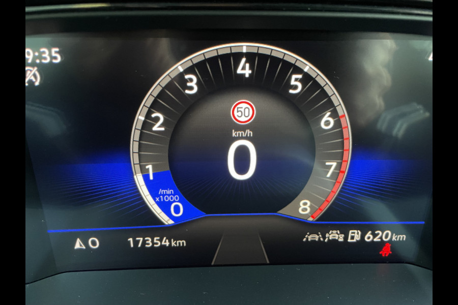 Volkswagen Polo 1.0 TSI Life Edition Achteruitrijcamera - Airco - Parkeersensoren voor en achter - Navigatiesysteem - Cruise control - Bluetooth - Stuur multifunctioneel - Start/stop systeem - Licht metalen velgen 15 inch - Radi