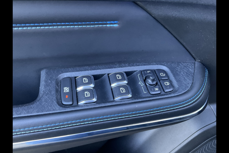 Lynk & Co 01 1.5 PHEV Carplay Pano.dak Adapt.Cruise Hoge zit Plug-in