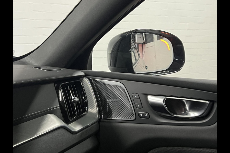 Volvo XC60 2.0 T8 Plug-in hybrid AWD Ultra Black Edition Luchtvering | Open dak | Adapt. cruise control | Harman Kardon | 360° Camera | Head-up | Pilot assist