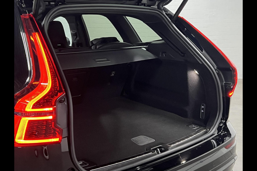 Volvo XC60 2.0 T8 Plug-in hybrid AWD Ultra Black Edition Luchtvering | Open dak | Adapt. cruise control | Harman Kardon | 360° Camera | Head-up | Pilot assist