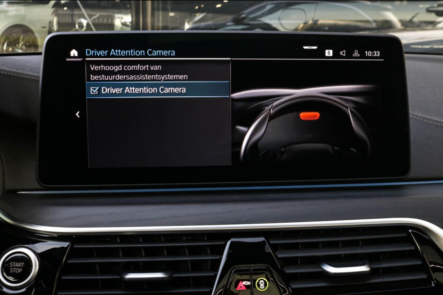 BMW 5 Serie Touring 530e xDrive M-Sport | Trekhaak | Pano | Soft close | Laser | Massage | Ambient Air | Head Up | Achterassturing