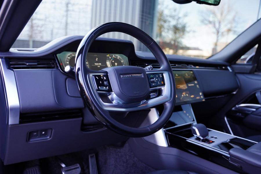 Land Rover Range Rover P 550 E Autobiography CHRISTMAS PRESENT