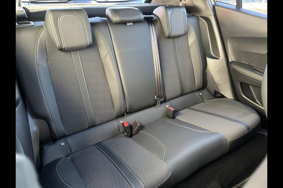 Peugeot 2008 1.2 Hybrid 136 GT | Adaptive cruise | Full LED | Prijs is rijklaar