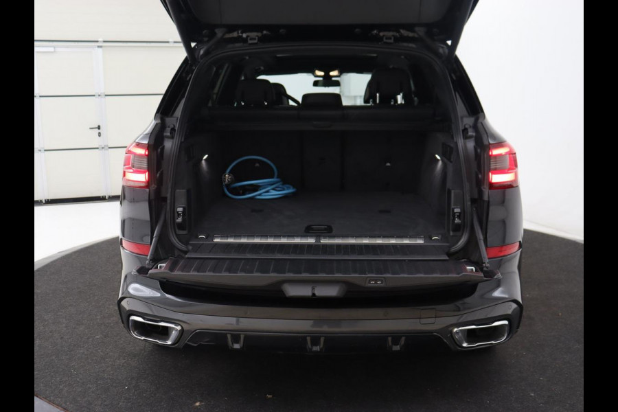 BMW X5 xDrive45e M Sport | Panoramadak | Stoelventilatie | Head-Up | Rear Entertainment | Leder | Adaptive cruise | 360 Camera | Harman/Kardon | 21'' | Achterbankverwarming | Carplay | Soft-Close