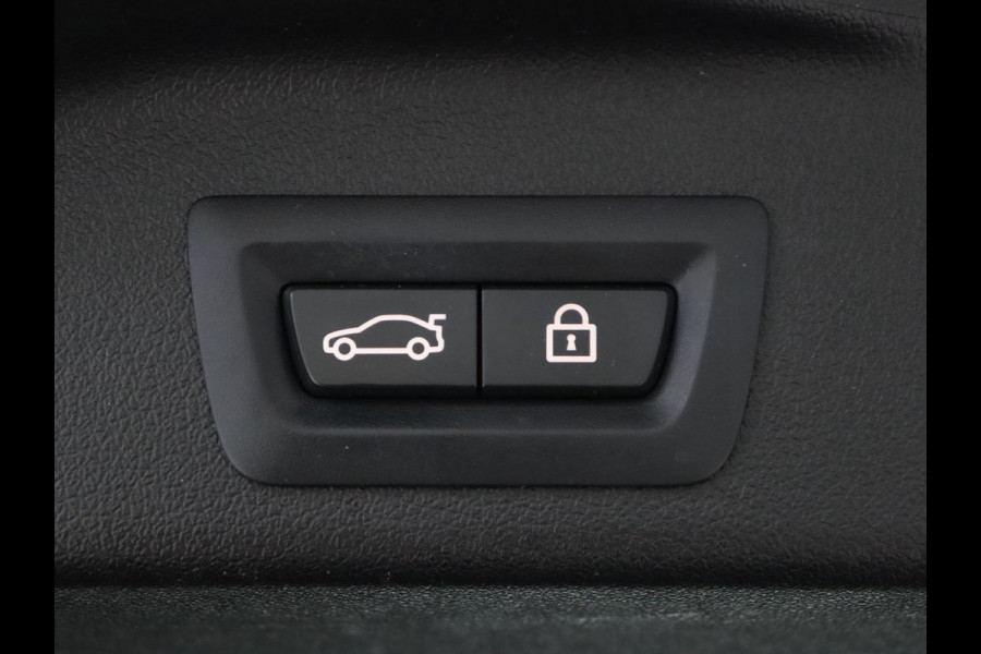 BMW X5 xDrive45e M Sport | Panoramadak | Stoelventilatie | Head-Up | Rear Entertainment | Leder | Adaptive cruise | 360 Camera | Harman/Kardon | 21'' | Achterbankverwarming | Carplay | Soft-Close