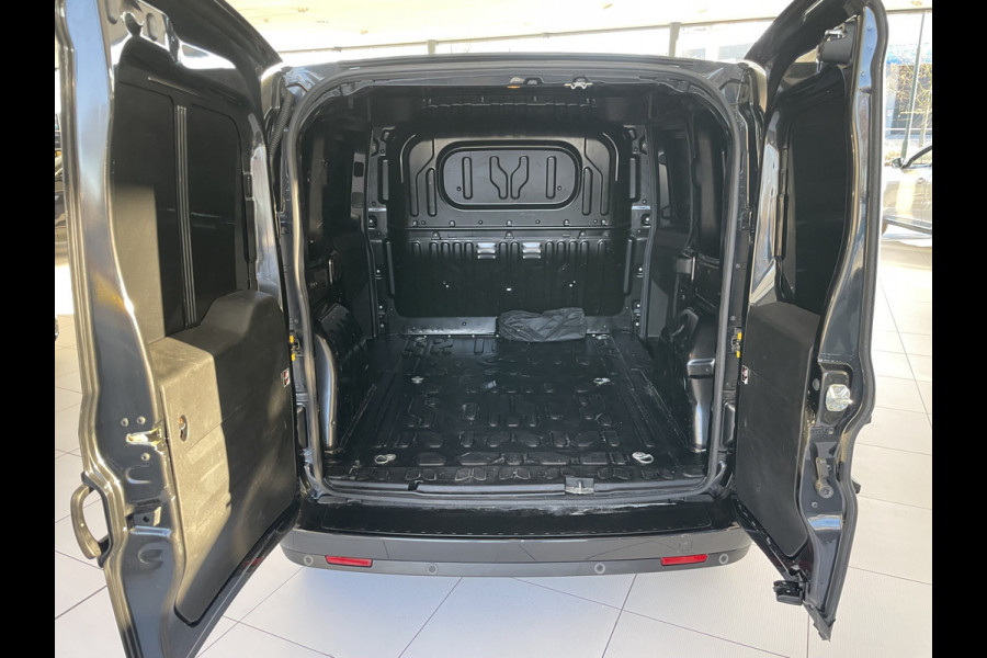 Fiat Doblò Cargo 1.6 MJ L1H1 SX Airco - Bluetooth - Parkeersensoren achter - Radio - Tussenschot volledig - Zijschuifdeur rechts - Stuur multifunctioneel - Mistlampen voor - Elektrische ramen voor
