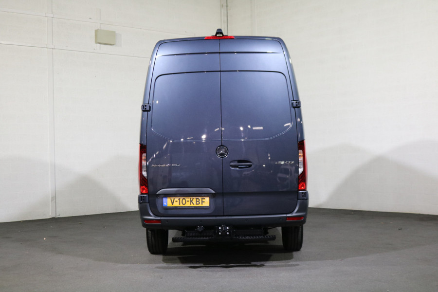 Mercedes-Benz Sprinter 319 CDI L2 H2 Automaat Navigatie Leer 360 Camera 3.5T Trekhaak