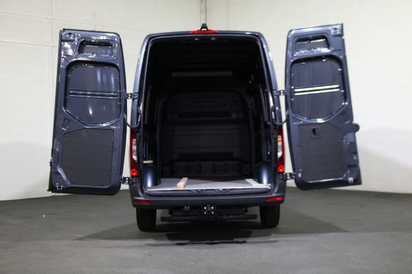 Mercedes-Benz Sprinter 319 CDI L2 H2 Automaat Navigatie Leer 360 Camera 3.5T Trekhaak