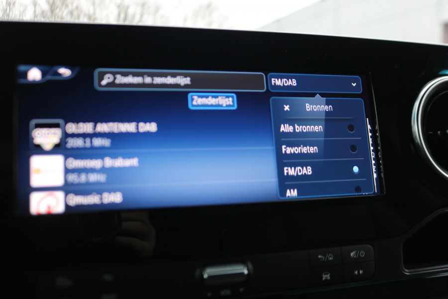 Mercedes-Benz Sprinter 319 CDI L2 H2 Automaat Navigatie Leer 360 Camera 3.5T Trekhaak