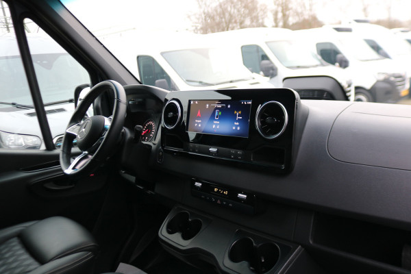 Mercedes-Benz Sprinter 319 CDI L2 H2 Automaat Navigatie Leer 360 Camera 3.5T Trekhaak