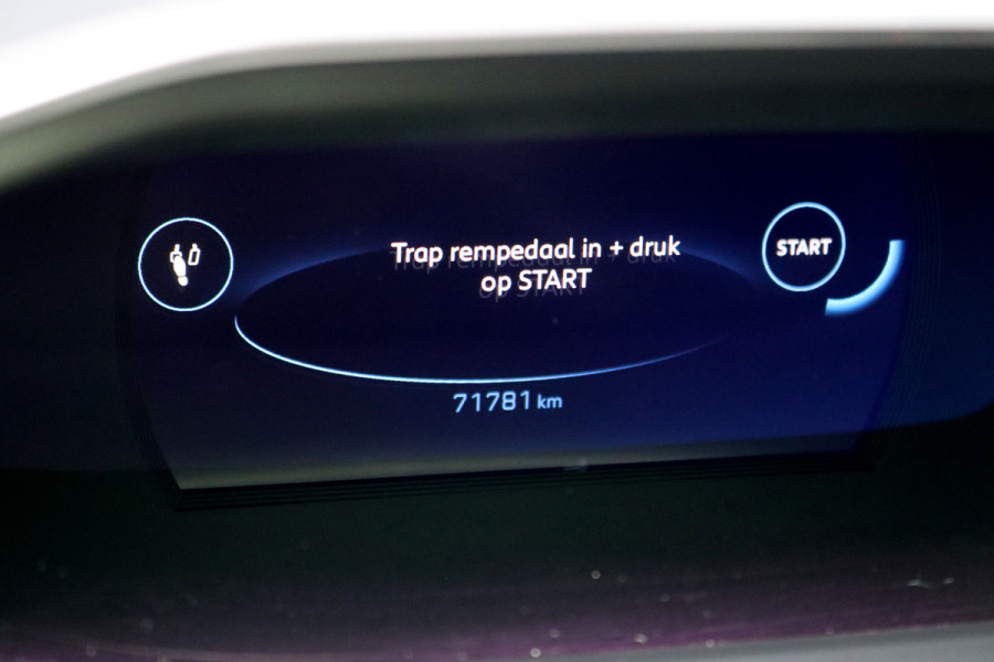 Peugeot 2008 1.2 PureTech GT Pack Aut8 | Adpatieve Cruise Control | Panoramadak | Focal Sound System | Sfeerverlichting | Camera | Keyless Go | 3D-Display | Stoelverwarming | Full Led |