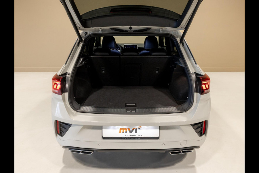 Volkswagen T-Roc 1.5 TSI R-Line Edition / 150pk / Stoel en stuur verwarming / Achteruitrij camera / Keyless /