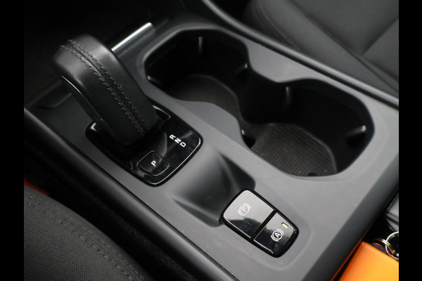 Volvo XC40 1.5 T4 RECHARGE 211 PK PHEV ORIG. NL BTW | CAMERA | APPLE CARPLAY | 18 INCH | DAB