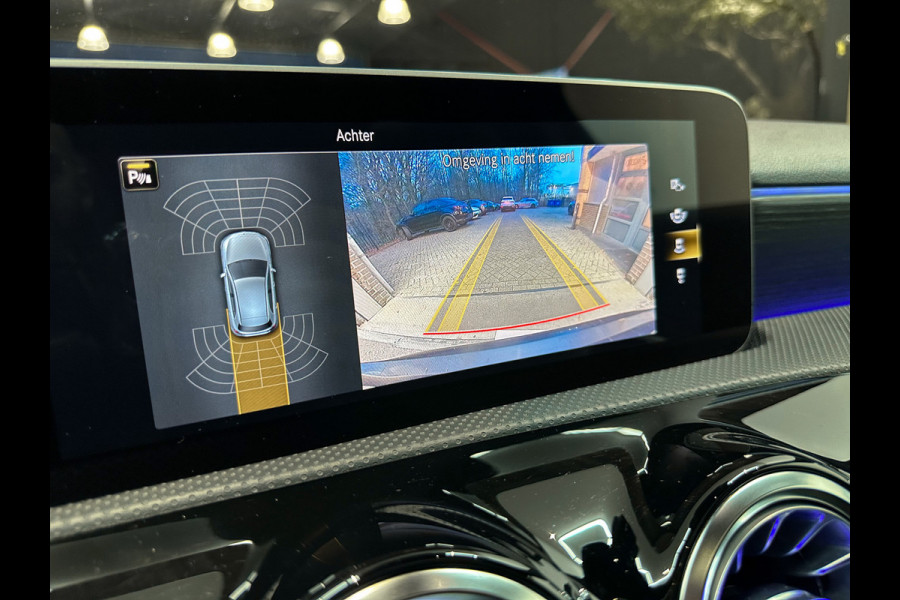 Mercedes-Benz A-Klasse A200 AMG |Sfeerlicht|Panorama|Camera