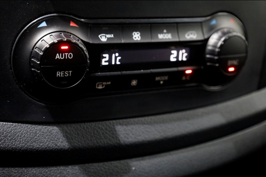 Mercedes-Benz Vito 114 CDI 136pk RWD 9G Automaat Compact 2x Schuifdeur/LED/Camera 02-2022