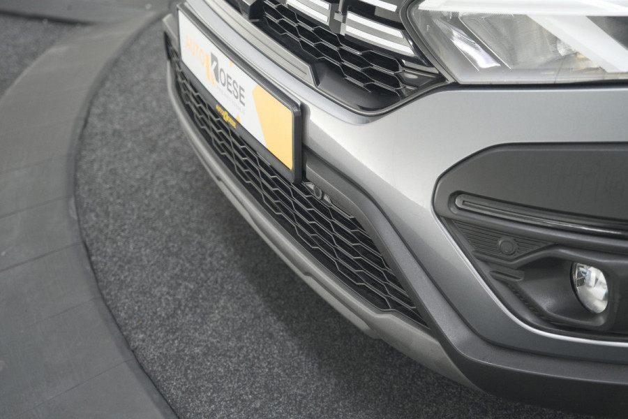 Dacia Jogger TCe 100 ECO-G Expression | 7 Zitplaatsen | Camera | Dodehoekdetectie | Navigatie