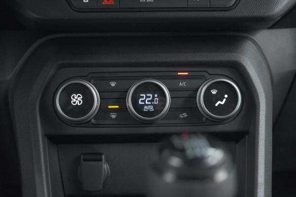 Dacia Jogger TCe 100 ECO-G Expression | 7 Zitplaatsen | Camera | Dodehoekdetectie | Navigatie