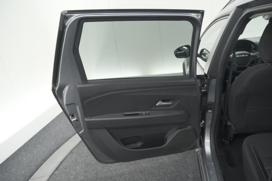 Dacia Jogger TCe 100 ECO-G Expression | 7 Zitplaatsen | Camera | Dodehoekdetectie | Navigatie