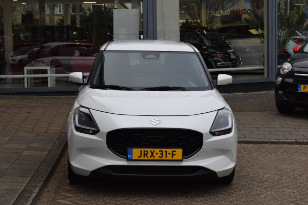 Suzuki Swift 1.2 Style Smart Hybrid|Carplay|Camera