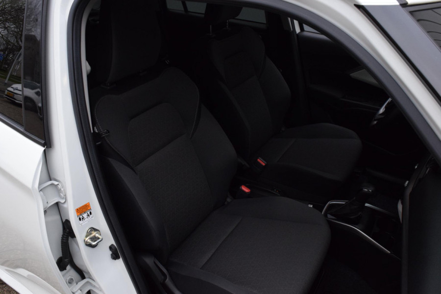 Suzuki Swift 1.2 Style Smart Hybrid|Carplay|Camera