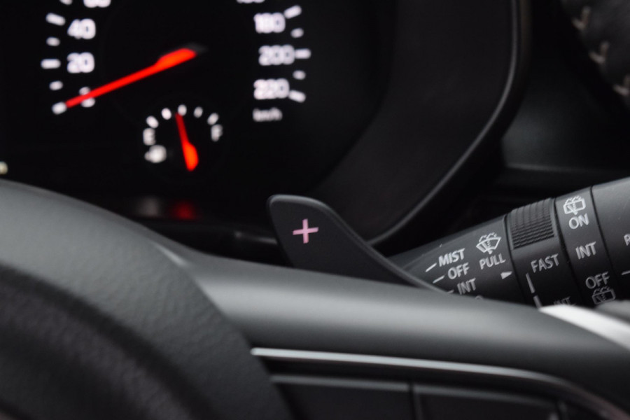 Suzuki Swift 1.2 Style Smart Hybrid|Carplay|Camera