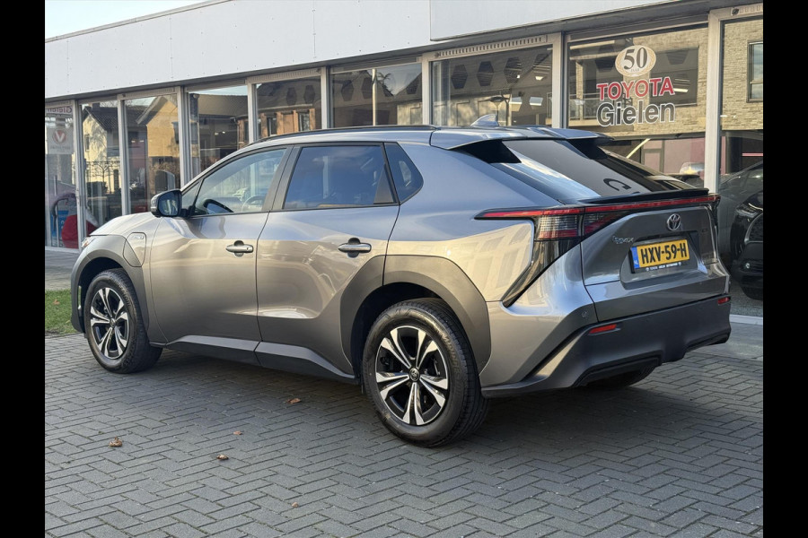 Toyota Bz4x 71,4 kWh 204pk Dynamic | 3-Fase, 360 Camera, Blind Spot monitor, Elektrische achterklep, Parkeersensoren, Stoelverwarming