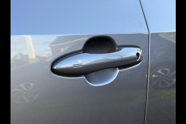 Toyota Bz4x 71,4 kWh 204pk Dynamic | 3-Fase, 360 Camera, Blind Spot monitor, Elektrische achterklep, Parkeersensoren, Stoelverwarming