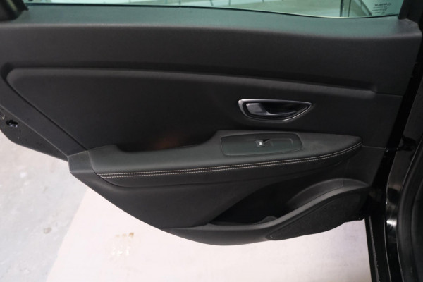 Renault Scénic 1.3 TCe Intens > €6600,- NETTO <