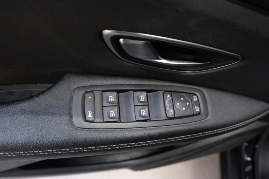 Renault Scénic 1.3 TCe Intens > €6600,- NETTO <