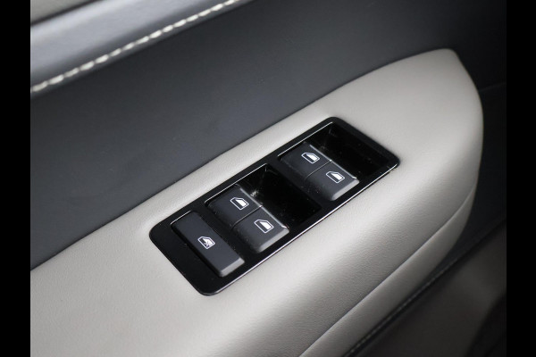 Aiways U5 63kWh *39.460 KM* + 360 CAMERA | ADAPTIVE CRUISE | APPLE CARPLAY | SFEERVERLICHTING